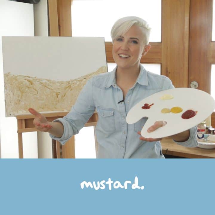 ハナー・ハートのインスタグラム：「New video that I worked hard on! It was a mess to clean up! Link in bio! 😃」