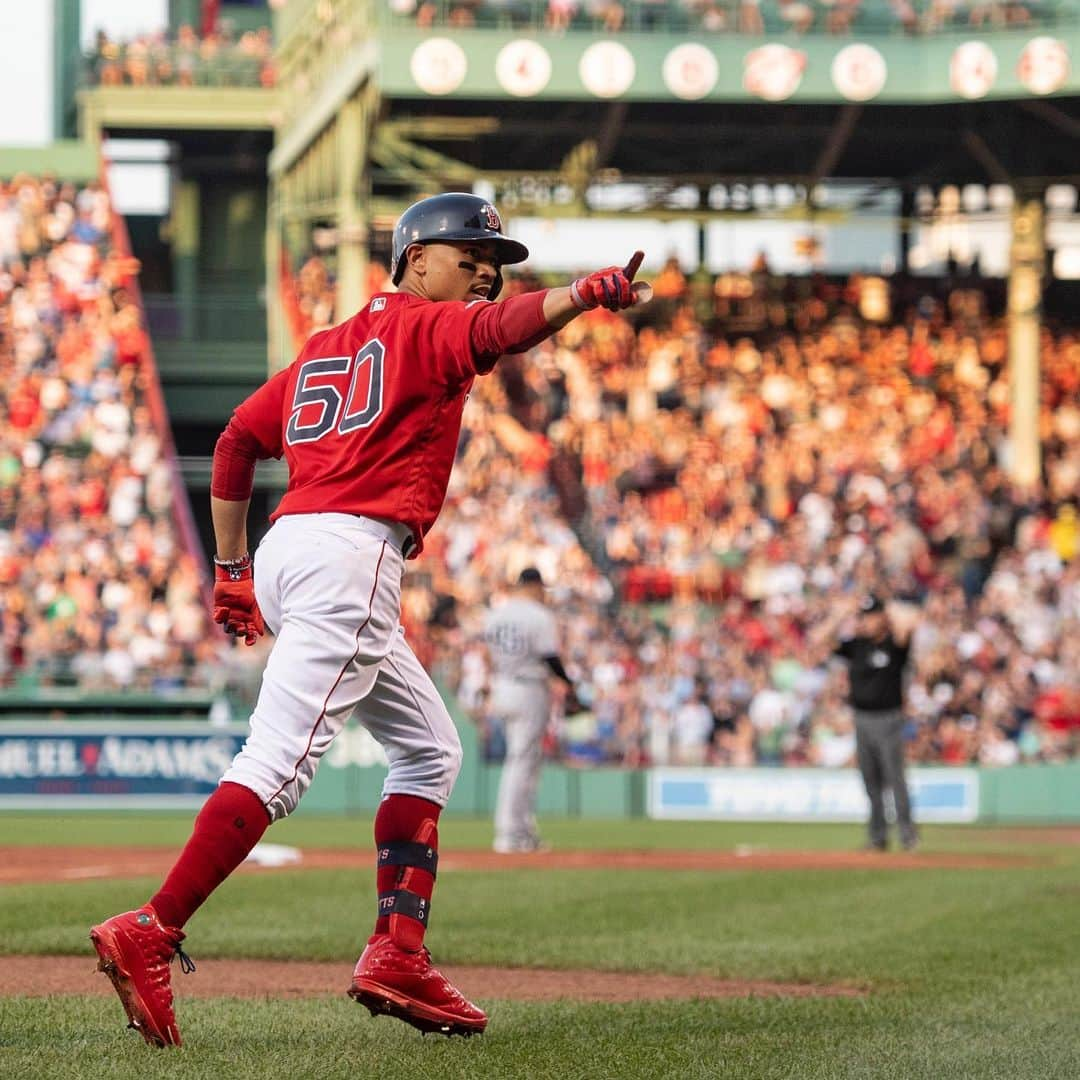 ボストン・レッドソックスさんのインスタグラム写真 - (ボストン・レッドソックスInstagram)「How to hit lead off:」7月27日 8時58分 - redsox