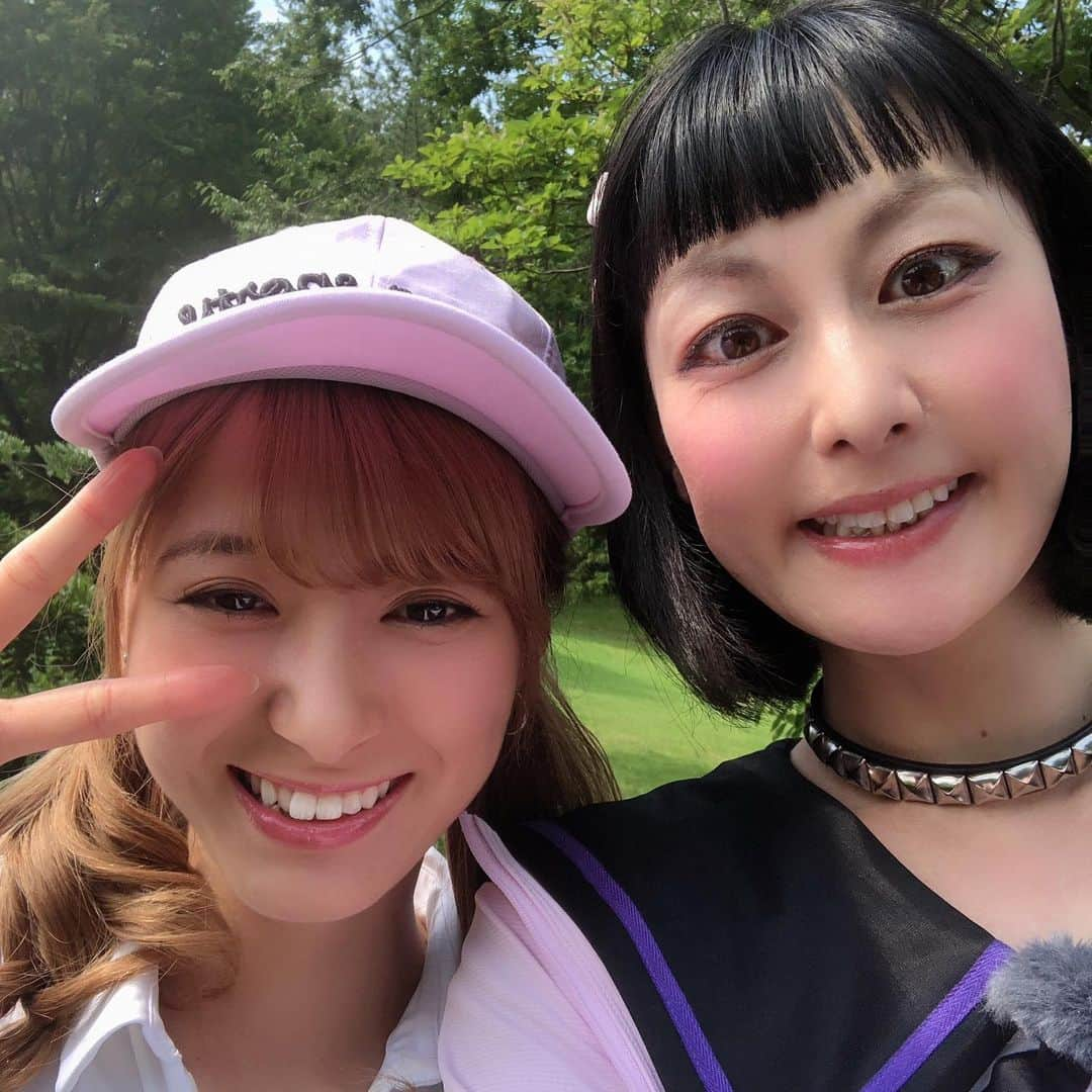 鳥居みゆきさんのインスタグラム写真 - (鳥居みゆきInstagram)「これです 「生田衣梨奈のVSゴルフ」  日焼け止めなしでゴルフしちゃだめだね  痛いくらい焼けた 痛いくらい痒い 痒いくらい痒い  #生田衣梨奈 #VSゴルフ #テル #ひぐちくん #大田明奈 #鳥居みゆき #東京MX」7月27日 9時17分 - toriimiyukitorii