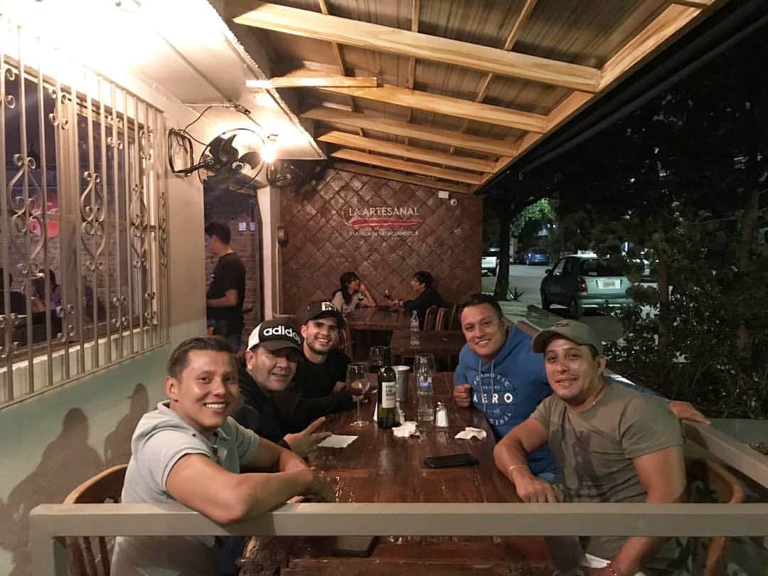 のインスタグラム：「Más que un equipo somos una gran familia 🔥💪🏻 @germanduva @luisidiving @jaimemunoz584 @jonyclava2」