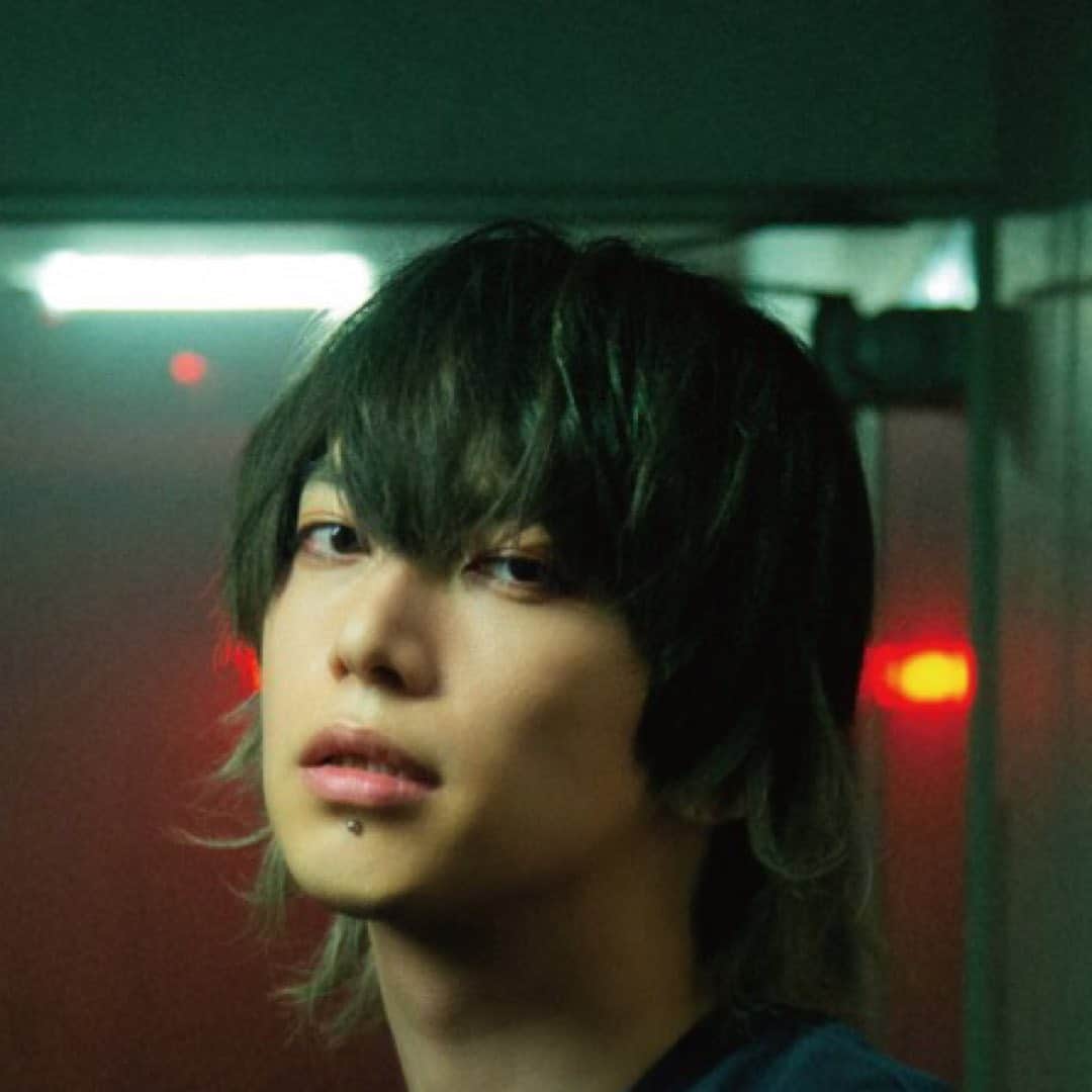 のインスタグラム：「sleepyhead 3rd EP endroll  9/25 release sleepyhead LIVE TOUR 2019 FINAL ■2019/11/21[木] マイナビBLITZ赤坂 OPEN/START 18:00/18:30　INFO. HOT STUFF PROMOTION　03-5720-9999  sleepyhead LIVE TOUR 2019 ■2019/10/14[月/祝] 横浜Baysis OPEN/START 17:00/17:30　INFO. Zeppライブ　03-5575-5170 ■2019/10/19[土] DOMe柏 OPEN/START 17:00/17:30　INFO. Zeppライブ　03-5575-5170 ■2019/10/22[火/祝] 下北沢 BasementBar OPEN/START 17:00/17:30　INFO. Zeppライブ　03-5575-5170 ■2019/10/26[土] 前橋ダイバー OPEN/START 17:00/17:30　INFO. Zeppライブ　03-5575-5170 ■2019/11/2[土] 名古屋 ライブホール M.I.D OPEN/START 17:00/17:30　INFO. サンデーフォークプロモーション　052-320-9100 ■2019/11/3[日] 梅田 Zeela OPEN/START 17:00/17:30　INFO. 夢番地(⼤阪)　06-6341-3525  #sleepyhead #rock #edm #endroll #blitz #tokyo」