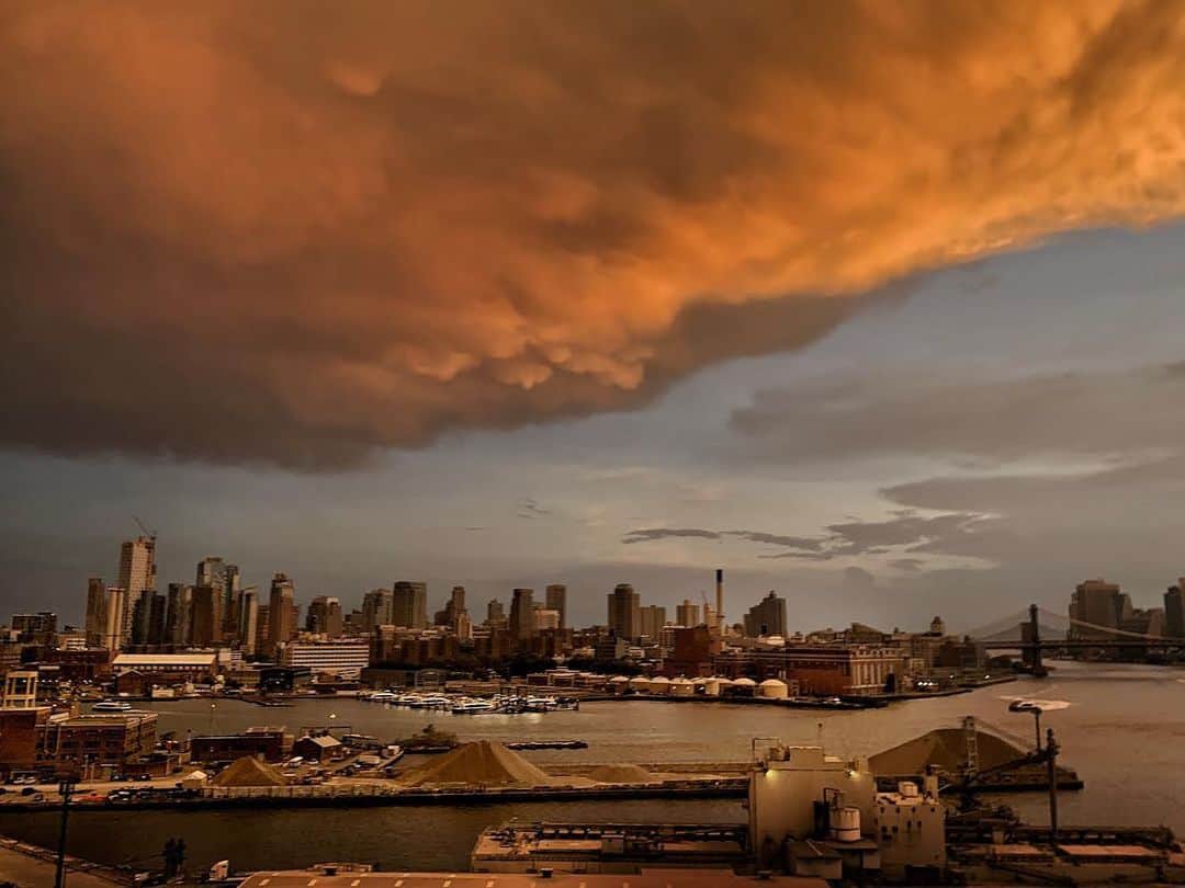 thephotosocietyさんのインスタグラム写真 - (thephotosocietyInstagram)「@RobertClarkphoto // A beautiful bank of clouds hands over the #brooklynnavyyard, the area was treated to an amazing sunset this evening, The color looked like a fire in camp fire, I’m  not sure if it has anything to do with heat, I have lived in Brooklyn for 25 years and I can not remember it being anywhere near this hot. The heat index reached 110 degrees Fahrenheit today. Oppressive heat is affecting 200 million people in the United States, Baltimore recorded a heat index of 122 degrees today. The death of six people are being blamed on the heat.」7月27日 9時33分 - thephotosociety