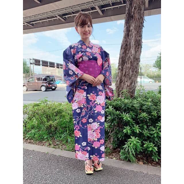 三島ゆかりさんのインスタグラム写真 - (三島ゆかりInstagram)「梅雨明けまして、いよいよ夏本番ですねって言いたいところ、今度は台風💨 天神祭には行けなかったのでインスタのストーリーズにみんながあげてる花火を見ましたww🎆 本日浴衣来店でございます👘 この写真の浴衣とはまた違うので、是非お越しください💖😊 #スーパードーム #大和高田 #イメージガール #sunnydaygirls #sdg #来店 #浴衣 #夏 #日本の夏 #和装 #japan #japanesegirl #yukata #三島ゆかり #ゆかりんご #ゆかりんごチャンネル #ゆかりんごgames #youtuber #チャンネル登録 #よろしくお願いします #followｍe」7月27日 9時59分 - apple340