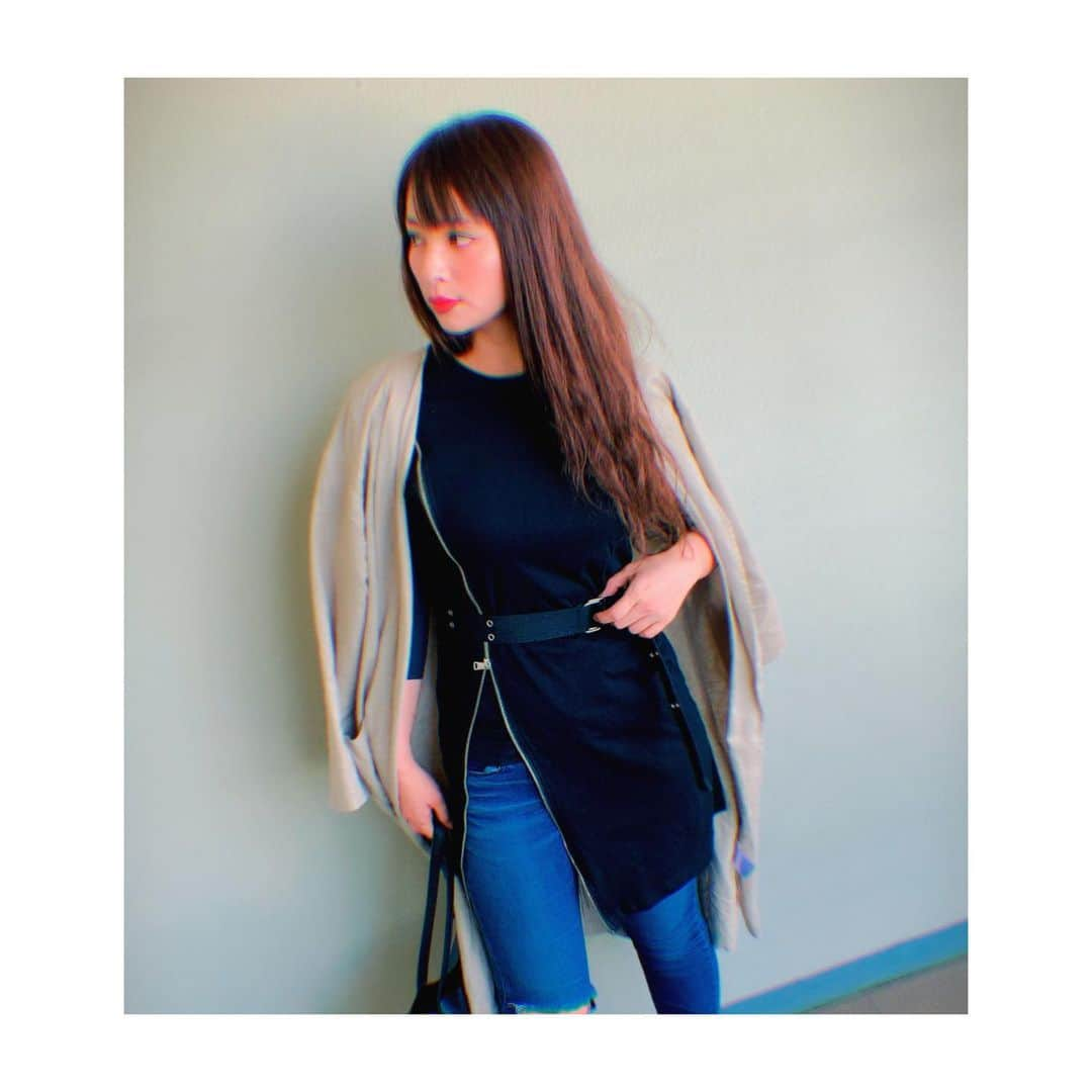 水崎綾女さんのインスタグラム写真 - (水崎綾女Instagram)「#ootd #fashion #お洋服 #denim #👖 #👚 #💇‍♀️」7月27日 11時10分 - misakiayame