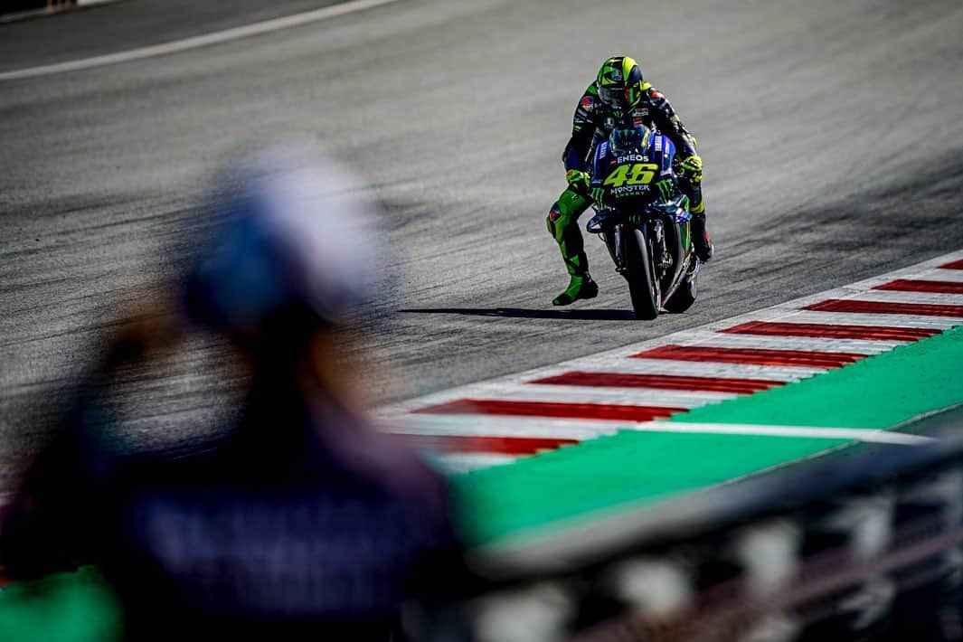 バレンティーノ・ロッシさんのインスタグラム写真 - (バレンティーノ・ロッシInstagram)「Red Bull Ring,Austria  Saturday,official practice 📸 @falex79 @gigisoldano @mighelon @jesusrobledo」8月11日 7時05分 - valeyellow46