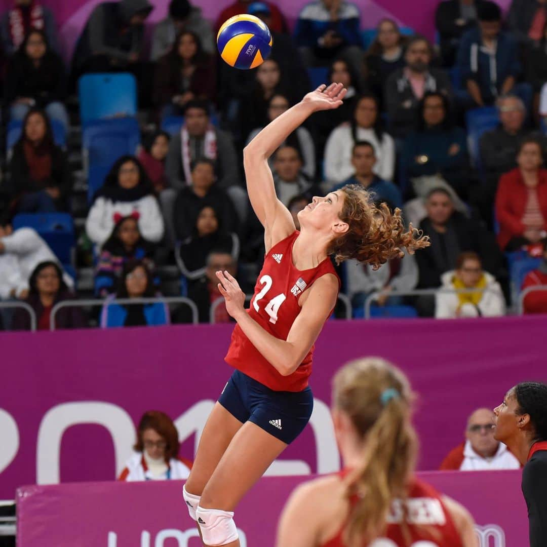 USA Volleyballさんのインスタグラム写真 - (USA VolleyballInstagram)「@usavwnt 🧹 #Canada thanks to a 16-4 block advantage to conclude the #PanAmGames in 7th place. Danielle Cuttino scores team-high 11 points as 7️⃣ players have 7️⃣ or more points in the victory. --- Recap on usavolleyball.org (NORCECA Photo)」8月11日 5時42分 - usavolleyball