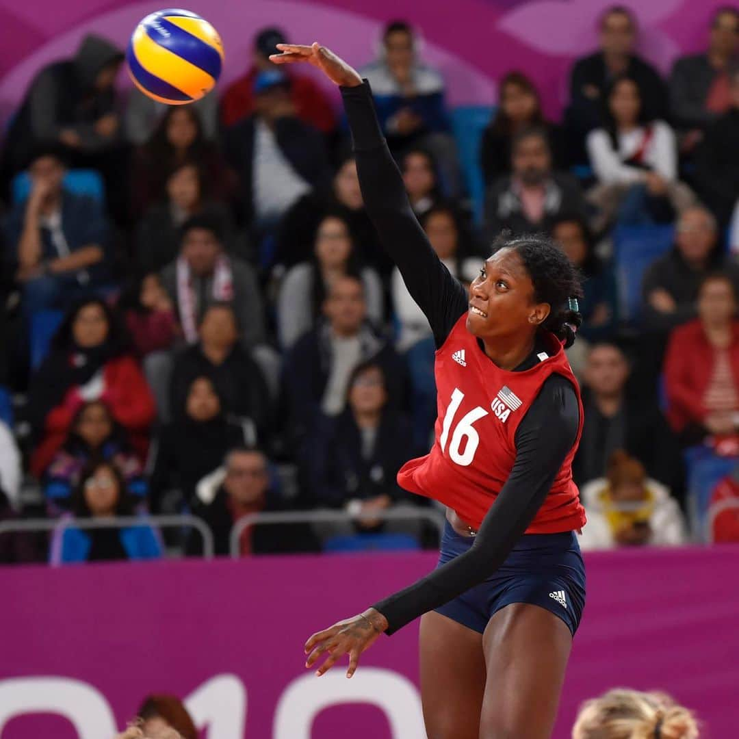 USA Volleyballさんのインスタグラム写真 - (USA VolleyballInstagram)「@usavwnt 🧹 #Canada thanks to a 16-4 block advantage to conclude the #PanAmGames in 7th place. Danielle Cuttino scores team-high 11 points as 7️⃣ players have 7️⃣ or more points in the victory. --- Recap on usavolleyball.org (NORCECA Photo)」8月11日 5時42分 - usavolleyball