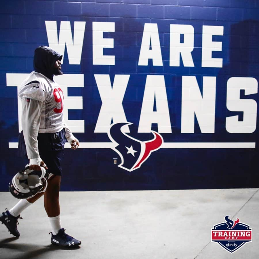 ヒューストン・テキサンズさんのインスタグラム写真 - (ヒューストン・テキサンズInstagram)「Weekend work. #TexansCamp」8月11日 6時48分 - houstontexans