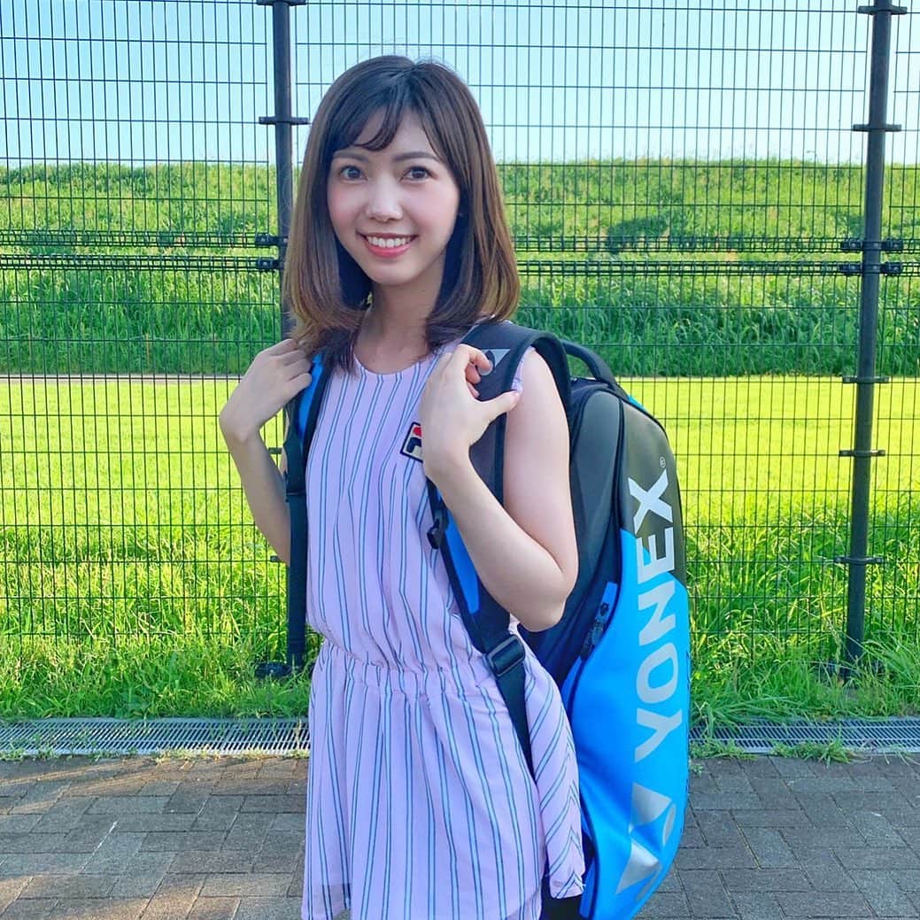 川又智菜美のインスタグラム：「🎾﻿&お知らせ ﻿ この時期のテニスはかなり暑いですね😵☀️﻿ ﻿ 皆さん気をつけてください😌﻿ ﻿ そして明日8月11日12:30から﻿ BS TBS「徳光&木佐の知りたいニッポン」﻿ ピックアップのコーナーに出演します☺️﻿ ﻿ お時間ある方ご覧いただけると嬉しいです😆﻿ ﻿ #bstbs #徳光木佐の知りたいニッポン﻿ #徳光和夫 さん #木佐彩子 さん﻿ ﻿ #楽しい #屋外テニス #屋内でも暑い💦﻿ #テニス #テニス女子  #日々練習 #テニス好き﻿ #うまくなりたい #強くなりたい #tennisgirl ﻿ #フィラ #filatennis #ヨネックス #yonex ﻿ #ちなみテニス #テニスウェア #ワンピース #セントフォース #川又智菜美」