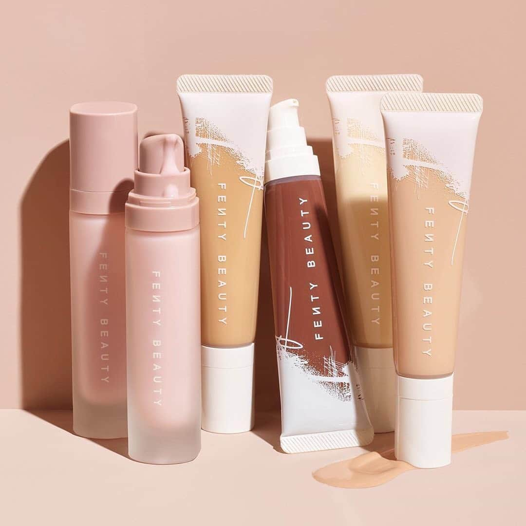 セフォラさんのインスタグラム写真 - (セフォラInstagram)「Encore un peu de patience, le nouveau #PROFILTRHYDRATINGFOUNDATION by @fentybeauty arrive dans 5 jours chez Sephora ! . Un fond de teint hydratant pour un fini naturel 😍  Uniquement chez Sephora. #SephoraLovesFentyBeauty #OnlyAtSephora」8月10日 22時46分 - sephorafrance