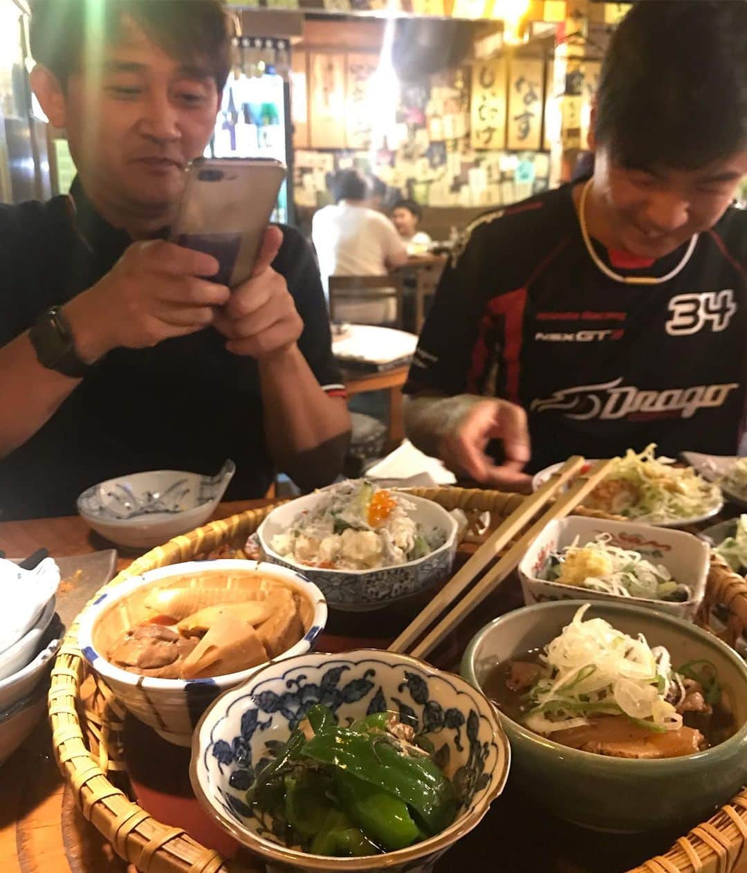 武藤英紀のインスタグラム：「お肉も良いですが、野菜を食べないとね~🥕 #supergt #sugo #test #道神様 #ご馳走様でした🙏」