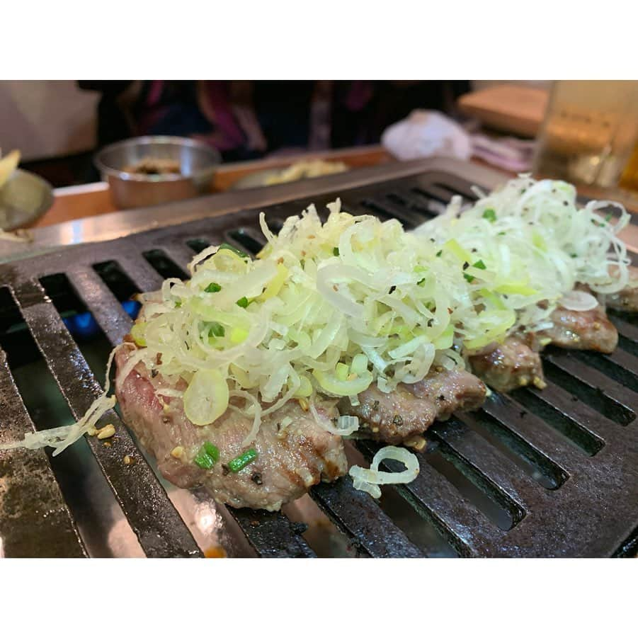 YU-U（工藤由布）さんのインスタグラム写真 - (YU-U（工藤由布）Instagram)「2人の髪切って✂︎→焼肉🥩 美味しすぎた&楽しすぎた🥰 3人だけど乾杯4杯🍺🍺🍺🍺笑 シメの飲むヨーグルトをテキーラみたいって乾杯してる(中身ほぼないのに)🤣 また来週〜🌀🌀🌀」8月10日 23時09分 - nyan22u22nyan