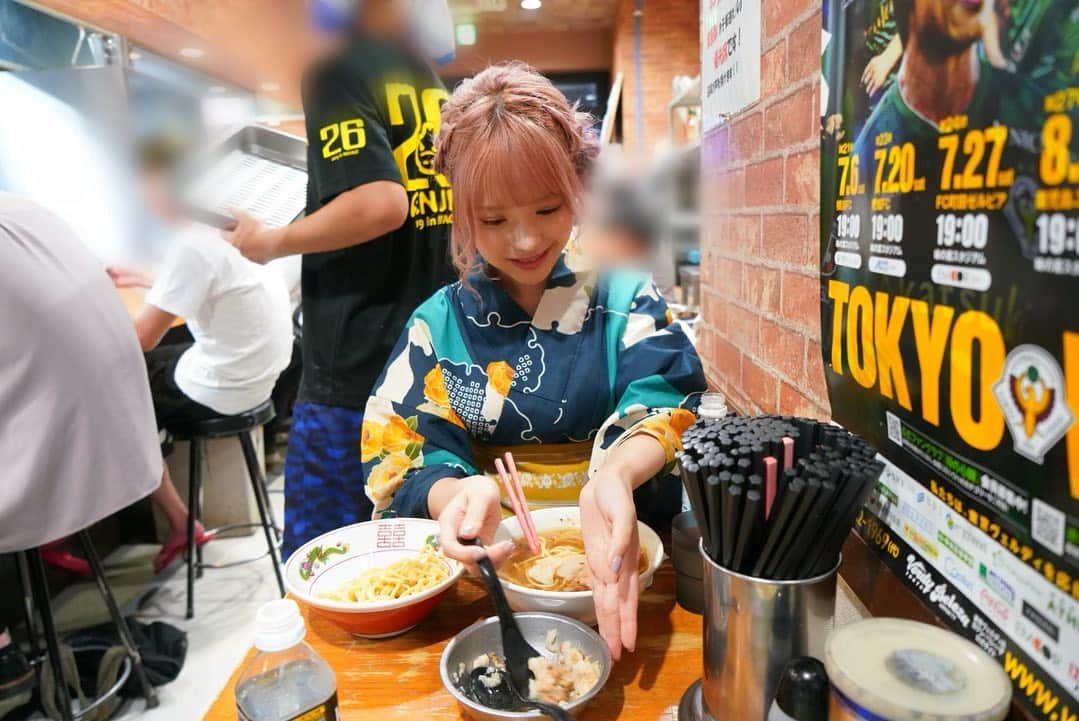 桃乃木かなさんのインスタグラム写真 - (桃乃木かなInstagram)「八王子で素敵な景色を見てきた🍜 #ラーメン二郎 #野猿街道店  #結局花火は見なかった」8月10日 23時04分 - kana_momonogi