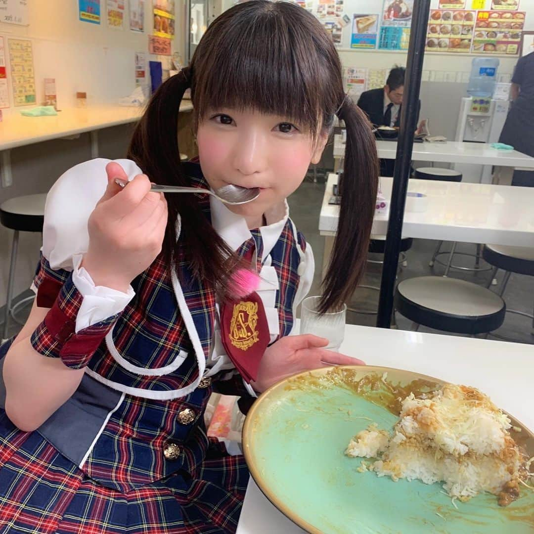 もえのあずきさんのインスタグラム写真 - (もえのあずきInstagram)「鬼ヶ島カレー👹🍛よんきろ💓 #鬼ヶ島カレー#とろカツカレー#デカ盛り#大食いチャレンジ#デカ盛りチャレンジ」8月10日 23時26分 - moeazukitty