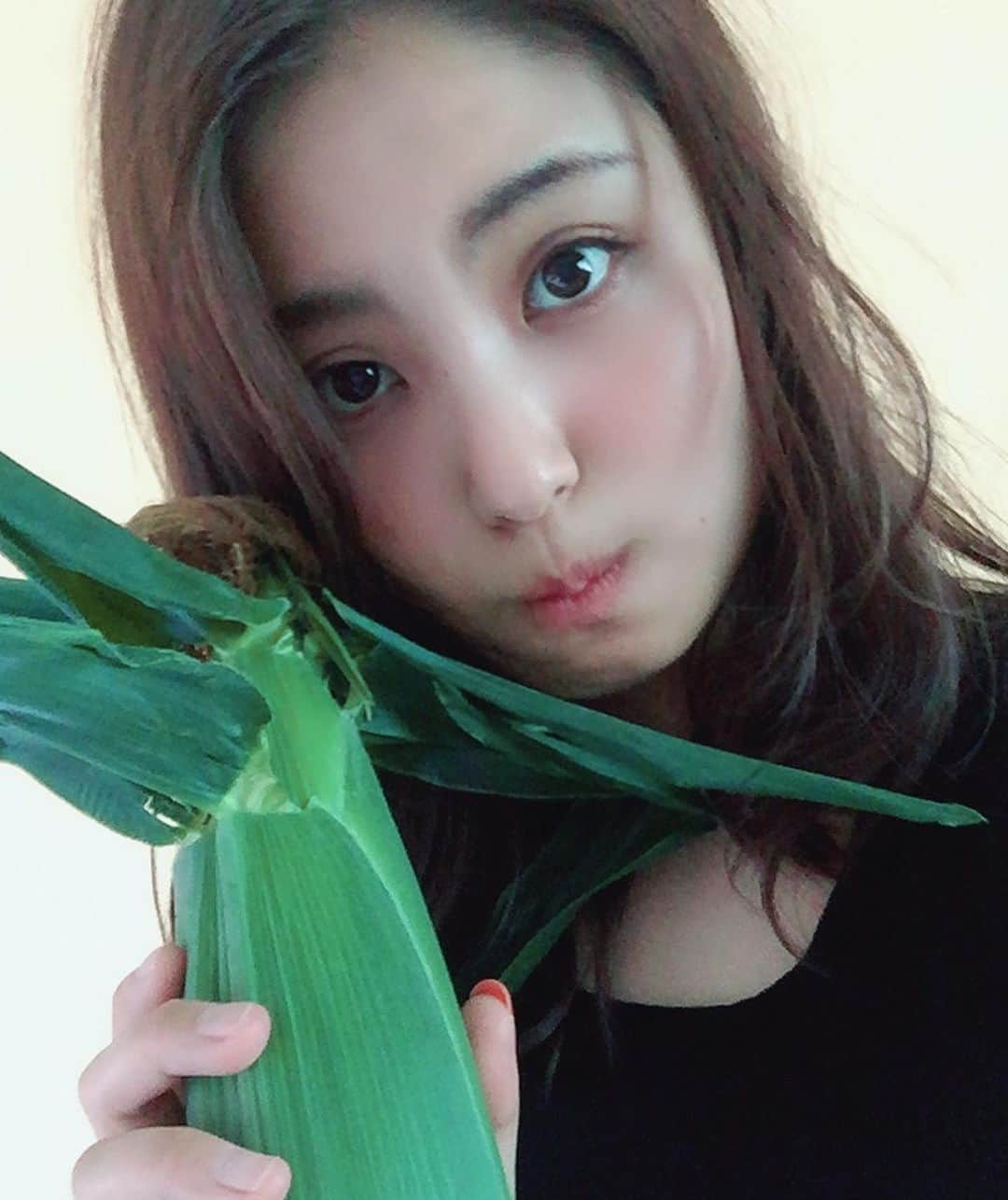 トロたんさんのインスタグラム写真 - (トロたんInstagram)「本日撮影会3部ありがとうございました(*‘ω‘ *)💓 楽しかったです😌💖 また次もみんなに会えるの楽しみです😌💓 #撮影会 #撮影会モデル #水着 #自撮り #selfie #Japanese #japanesegirl #グラドル自画撮り部 #あやうい #夏 #とうもろこし #最高の季節」8月10日 23時20分 - torotan_tan