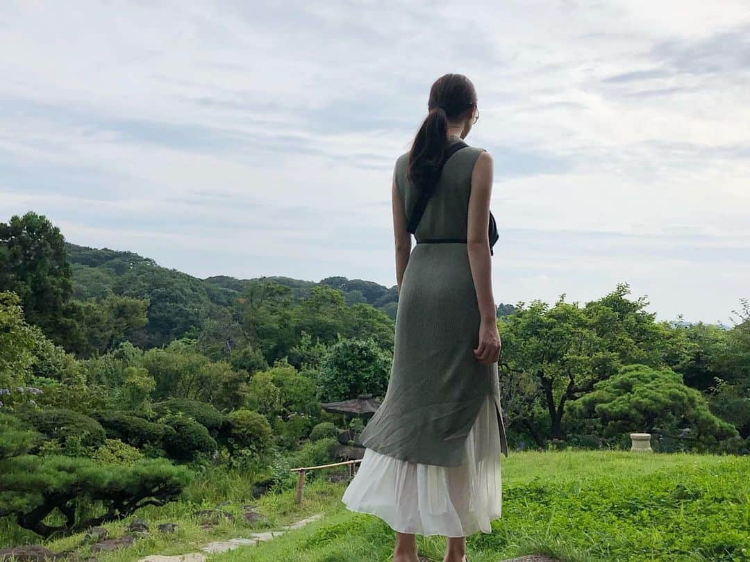 宮内理沙さんのインスタグラム写真 - (宮内理沙Instagram)「💚 one of my fav dresses👗🎀 . . 最近のお気に入りワンピ🥰 ちょっと前だけど自然に癒された日🌿 . #mercuryduo #後ろのシワは気にしないでください」8月10日 23時28分 - risa_miyauchi