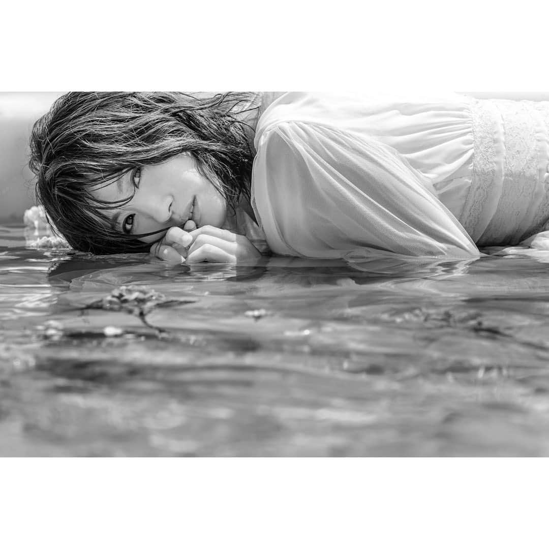木本夕貴さんのインスタグラム写真 - (木本夕貴Instagram)「Photographer / JUN MARUOKA H&M /  MAYO MORISHITA  #水蜜華」8月10日 23時29分 - yuuki___kimoto