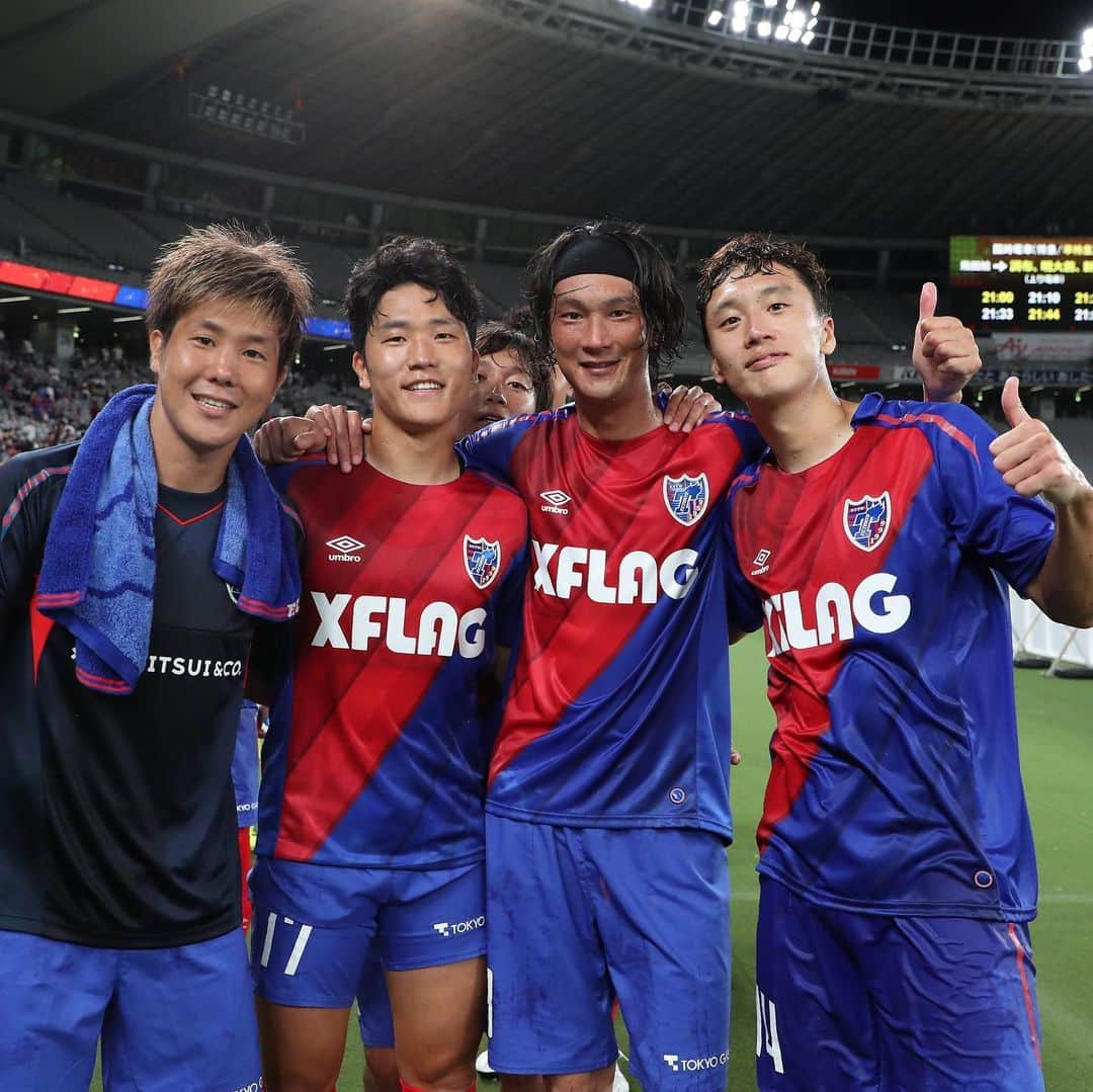 FC東京オフィシャルグッズさんのインスタグラム写真 - (FC東京オフィシャルグッズInstagram)「. ⏰試合終了🔵🔴 #FC東京 1-0 #ベガルタ仙台 . 全員が戦い、最後まで集中力を切らさず掴んだ3試合連続完封勝利!!!!!!✊✊✊ . 大きな!大きな!大きな1勝です!!!!!!!!!✊✊✊ @fctokyoofficial  #首位東京 #FC東京 #fctokyo #tokyo」8月10日 23時32分 - fctokyoofficial