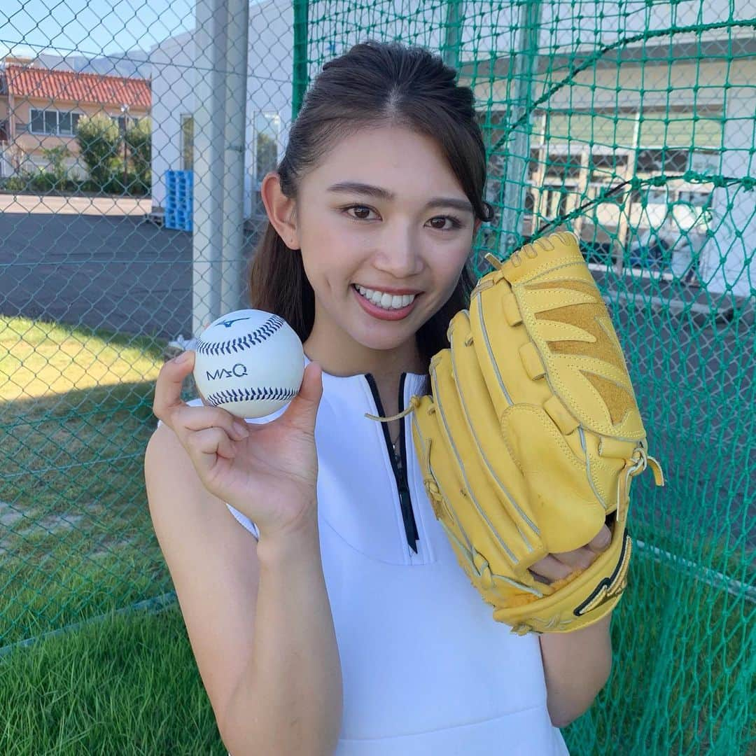 坪井ミサトさんのインスタグラム写真 - (坪井ミサトInstagram)「. . ⚾️始球式情報⚾️ . 8/17(土)18時〜ヤフオクドームにて 福岡ソフトバンクホークス vs 埼玉西武ライオンズ 「ウエムラ・ホークス応援デー」の 始球式を務めさせて頂きます🙇‍♀️✨ . 先日に引き続き 始球式に呼んでいただけて 本当に嬉しいです😭 ヤフオクドームは初めてで 今からワクワク💖 すごく楽しみです！！ 今回の始球式も全力投球で頑張ってきます💪 皆様応援よろしくお願い致します☺️ . . #ヤフオクドーム #福岡ソフトバンクホークス #始球式 #福岡 #初福岡 #野球 #野球女子 #fitness #fitnessgirl #run #running #応援よろしくお願いします」8月10日 23時56分 - misato1030