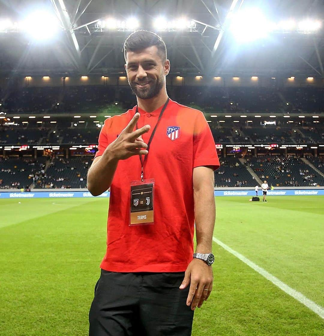 アトレティコ・マドリードさんのインスタグラム写真 - (アトレティコ・マドリードInstagram)「📍 Friends Arena 👋🏼 #AúpaAtleti #ICC2019 #AtletiSummerTour」8月11日 0時20分 - atleticodemadrid