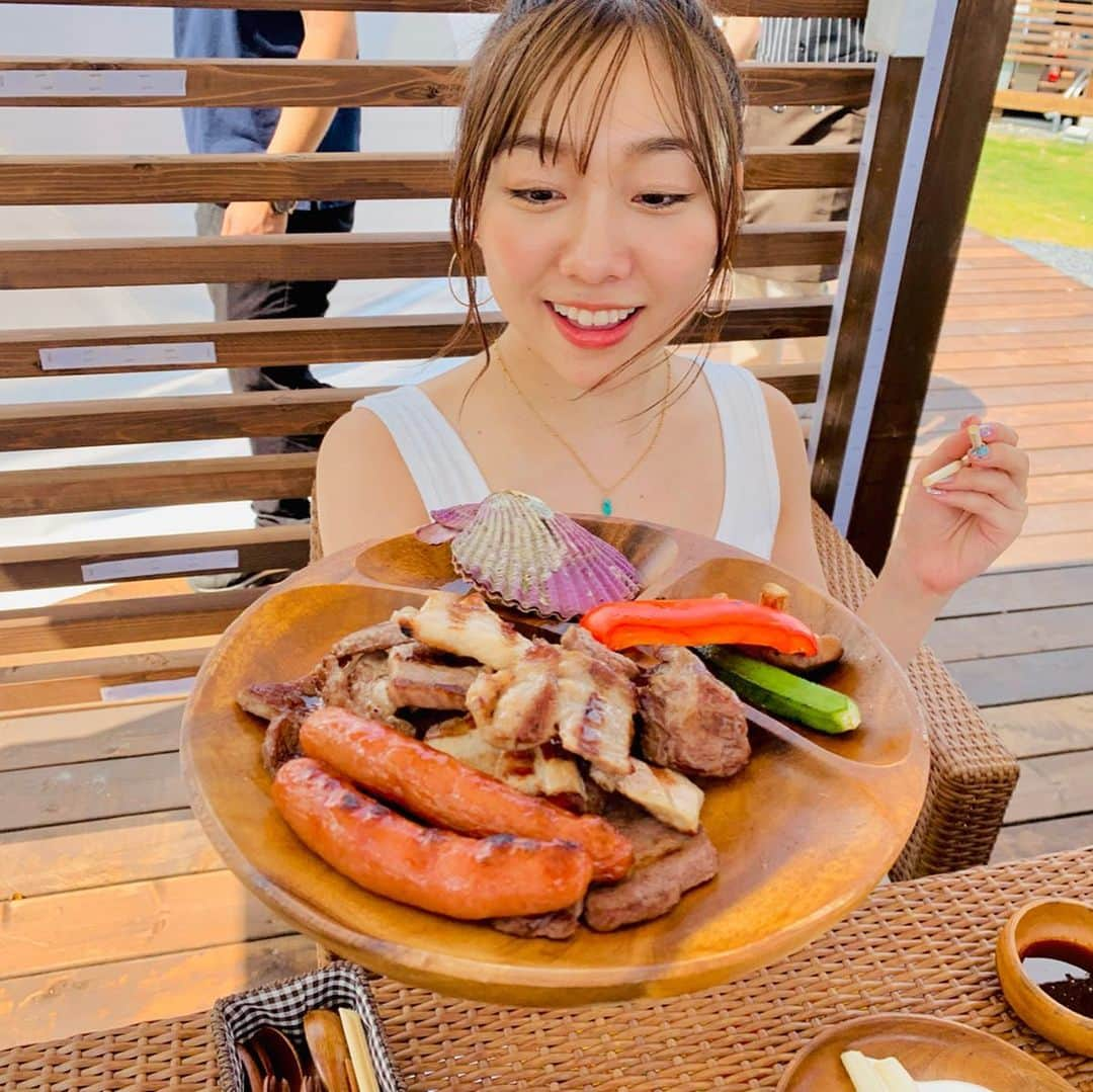 須田亜香里さんのインスタグラム写真 - (須田亜香里Instagram)「上手にできました。 ラスト、不意打ちのお茶漬けやばかった！ 動画です。 . .  #グランドーム伊勢賢島 #グランピング #バーベキュー  #松坂牛 #伊勢の国健康豚 #大内山牛乳  #米がうまい #お茶漬け #破壊力」8月11日 1時22分 - akarisuda