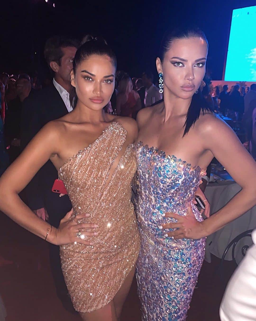シャニーナ・シャイクのインスタグラム：「@unicef summer gala last night 💖」