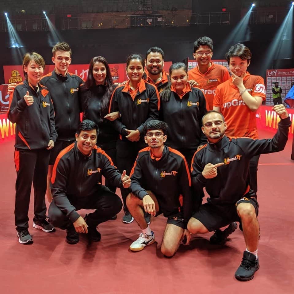 チョン・ジャーチーのインスタグラム：「Good team work @u_mumba , work together, fight together, laugh together!! Like a family!! Well done at @ulttabletennis league!! I am going to Miss all of you smiling faces!! ❤️ #india #tabletennis #league #welldone #team #family #smile #fight #nextyear」