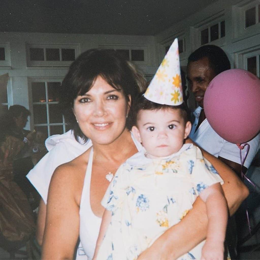 People Magazineさんのインスタグラム写真 - (People MagazineInstagram)「Happy birthday, Kylie Jenner! 💕 | #Regram @krisjenner: “Happy Birthday to my baby!!! @kyliejenner I can’t believe you are 22...It is the greatest joy and blessing to be your mommy and watch you grow into such an beautiful woman inside and out.“」8月11日 3時00分 - people