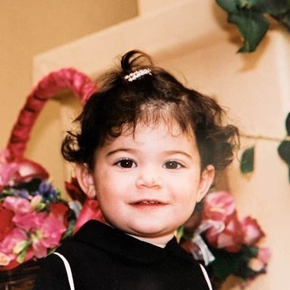 People Magazineさんのインスタグラム写真 - (People MagazineInstagram)「Happy birthday, Kylie Jenner! 💕 | #Regram @krisjenner: “Happy Birthday to my baby!!! @kyliejenner I can’t believe you are 22...It is the greatest joy and blessing to be your mommy and watch you grow into such an beautiful woman inside and out.“」8月11日 3時00分 - people