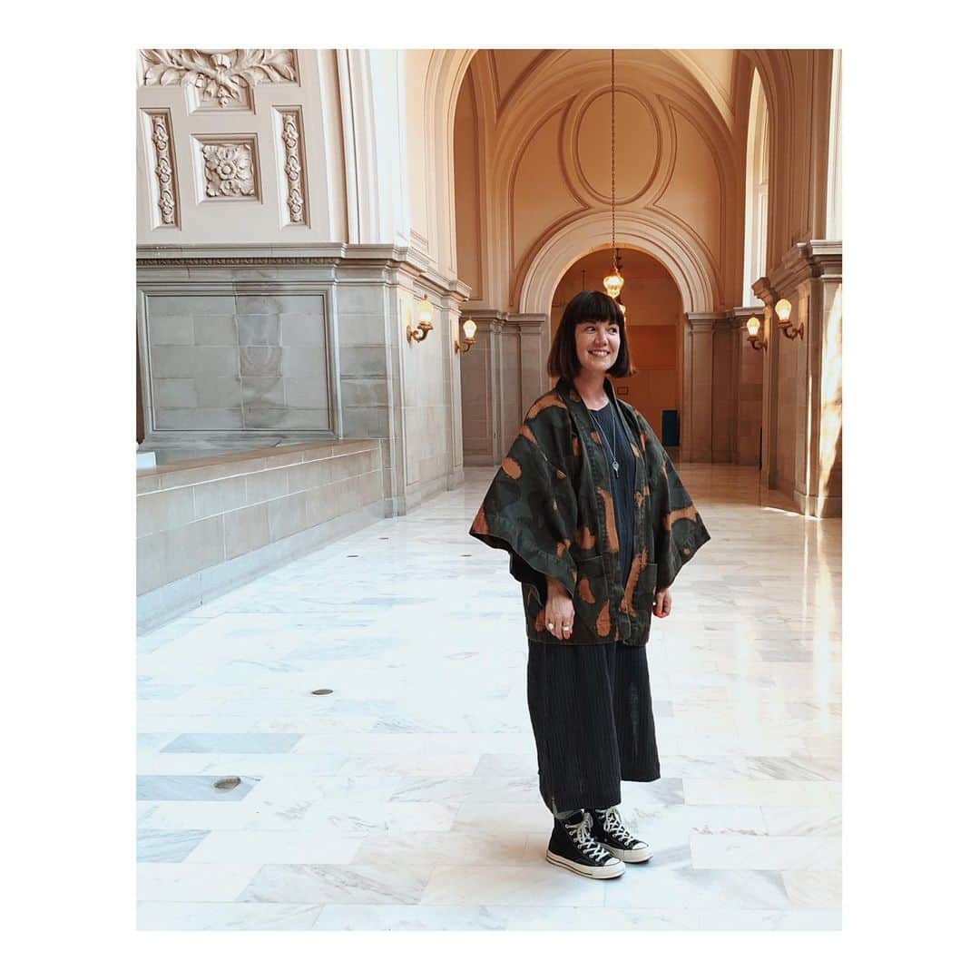 Melissa Santiagoのインスタグラム：「2 weddings in one month! 💍💕 2 visits to City Hall 🏛 📸 of me: @bulius」