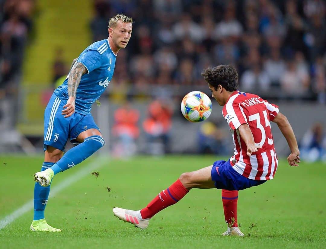 フェデリコ・ベルナルデスキのインスタグラム：「Last preseason friendly in Stockholm, now back to work in Turin! New season 🔜⚽💪🏼 #ForzaJuve #LiveAhead #AtletiJuve #ICC2019」
