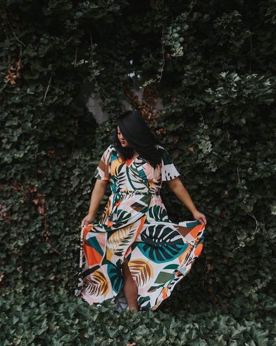 Anthropologieさんのインスタグラム写真 - (AnthropologieInstagram)「The brighter the dress, the happier we are ❤️ Photo via @ashleywierenga (link in profile to shop) #APlusbyAnthropologie」8月11日 4時01分 - anthropologie