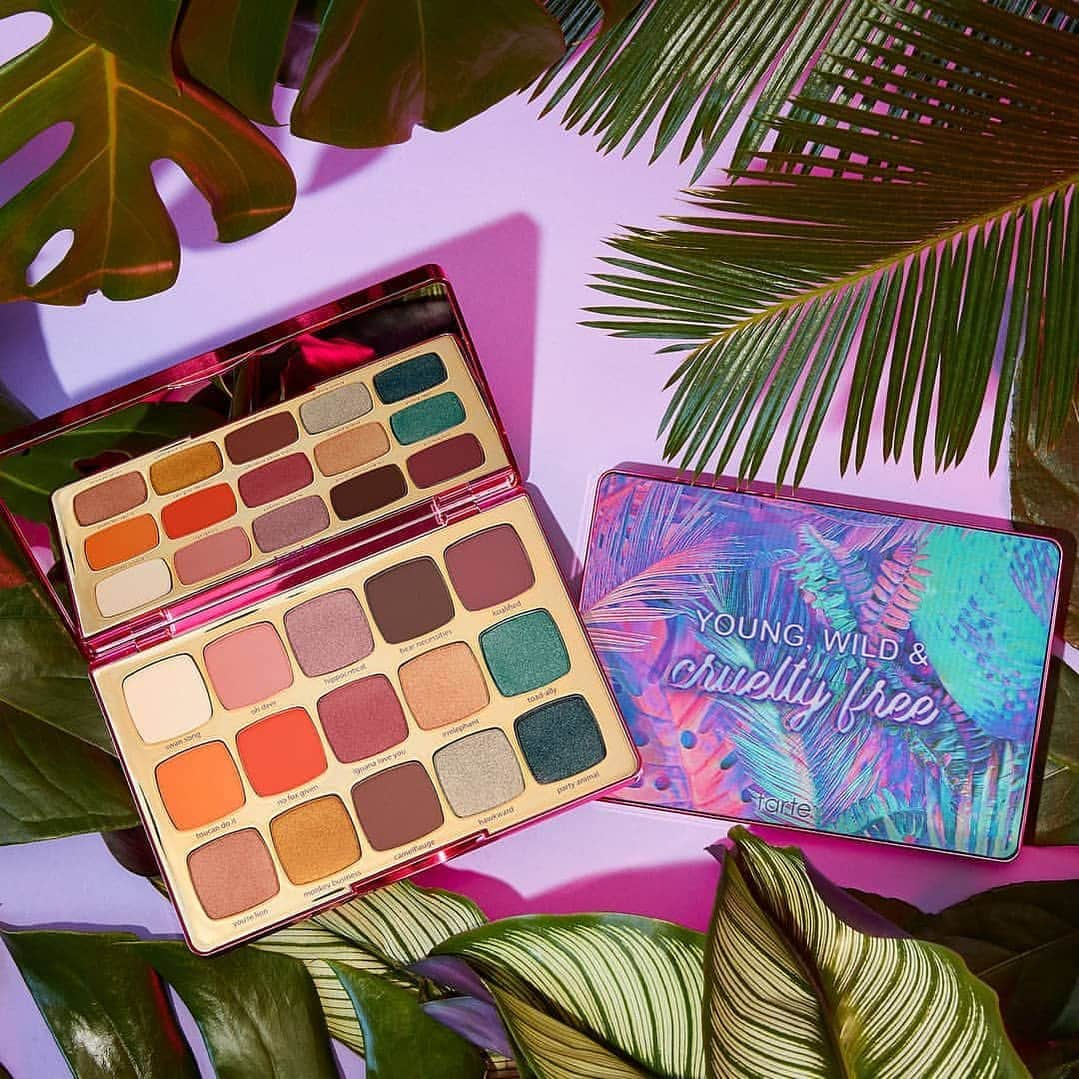 セフォラさんのインスタグラム写真 - (セフォラInstagram)「GRRRR 🐾 Optez pour un #makeup sauvage et tropical 🌴 avec la nouvelle palette UNLEASHED @tartecosmetics  Dispo uniquement chez Sephora. #SephoraLovesTarte #OnlyAtSephora」8月11日 4時04分 - sephorafrance