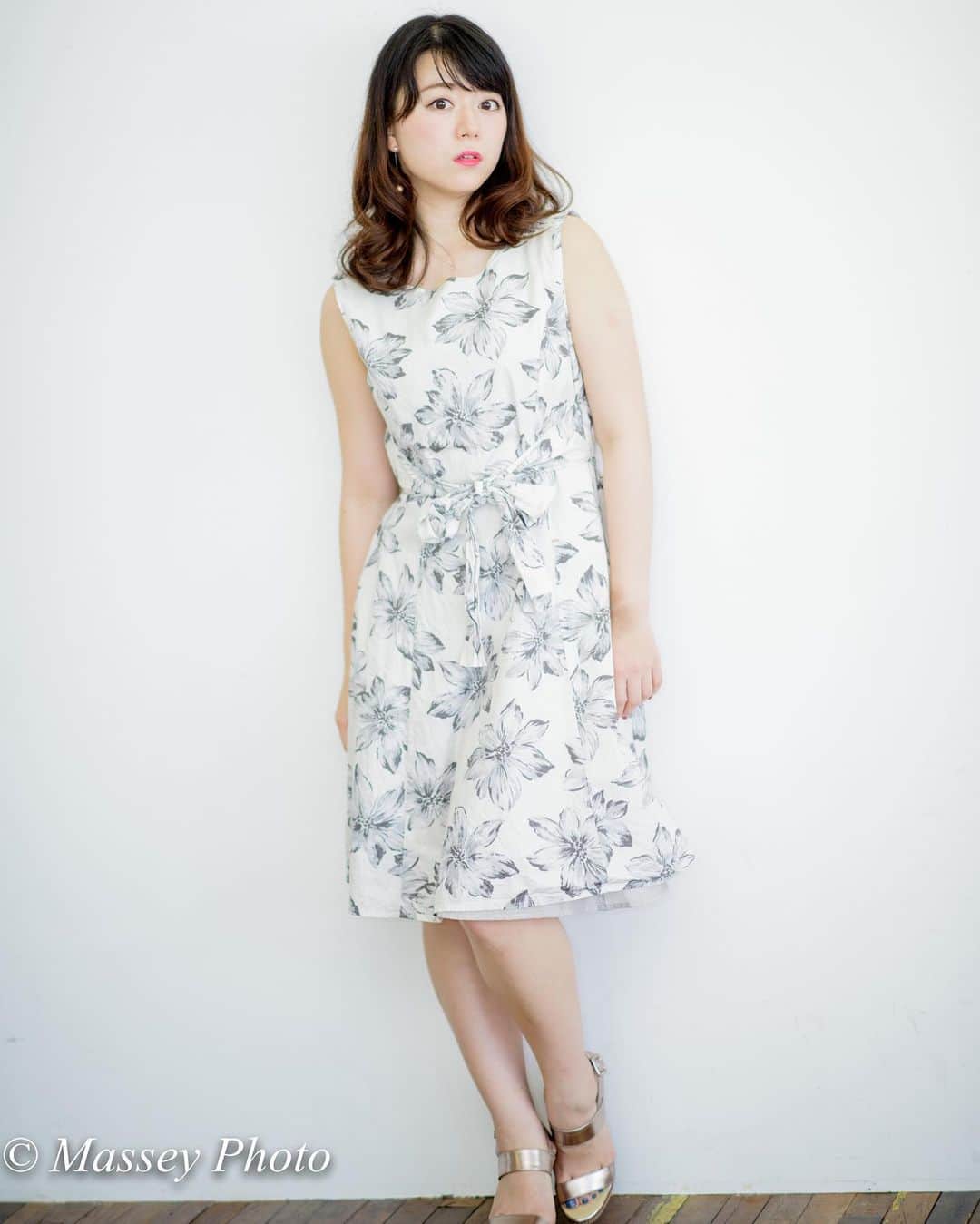のインスタグラム：「. . . . 「Studio Pixie 野沢」で撮った写真です。 モデルは、あみちゃんです。 It is a picture taken in the studio “Studio Pixie Nozawa”. Her name is Ami. . . #ポートレート #ポートレート女子 #ポートレートモデル #ポートレート撮影 #ポートレート部 #ポートレイト #ポトレ #被写体 #モデル #被写体モデル #写真部 #東京カメラ部 #サロンモデル #美脚 #撮影会モデル #撮影会の女神さま #portrait #excellent_portraits #girlsphoto #cute #lovers_nippon_portrait #portrait_perfection #portraitphotography #japanesegirl #japanesemodel #model #tokyogirl #모델촬영 #인물사진」