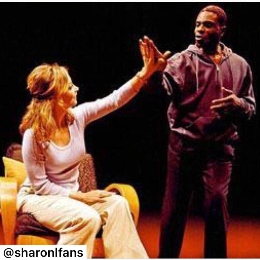 シャロン・ローレンスさんのインスタグラム写真 - (シャロン・ローレンスInstagram)「Happy Saturday!! ❤️🙌✨ @sharonelawrence Ahhhh thanks @sharonlfans 🙏🏻This is from the play #TheGuys✨And I love this GUY- @#keithdavid aka @silverthroat 😉 You all know him from @Greenleafown」8月11日 4時21分 - sharonelawrence