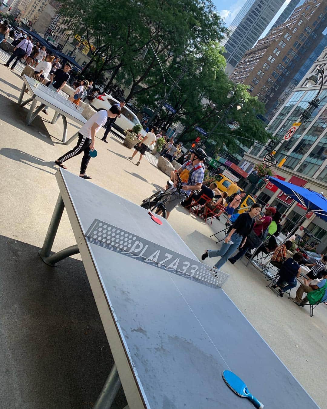 早川茉希さんのインスタグラム写真 - (早川茉希Instagram)「【Hello, NEW YORK!!🗽】 ・ Beginning of a new life in NYC🌿  ニューヨークの皆さま、 よろしくお願いします🙇‍♀️✨ ・  #nyc #bryantpark #manhattan #ichiranramen #NY #NY生活 #始まりました」8月11日 5時05分 - maki_hayakawa