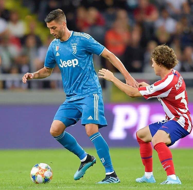 ロドリゴ・ベンタンクールのインスタグラム：「#ICC2019 #AtletiJuve @juventus ⚪⚫」