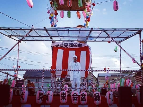 HI-Dさんのインスタグラム写真 - (HI-DInstagram)「地元西東京市東伏見の夏祭りライブ終了しました。子供の頃から参加していたお祭りで歌うのはいつもと違う感じでした。関係者の皆様貴重な体験させていただきました。ありがとうございました。 遠方より駆けつけていただいたカズさんにも感謝です。」7月27日 22時12分 - hid_hideo_jp_suomi