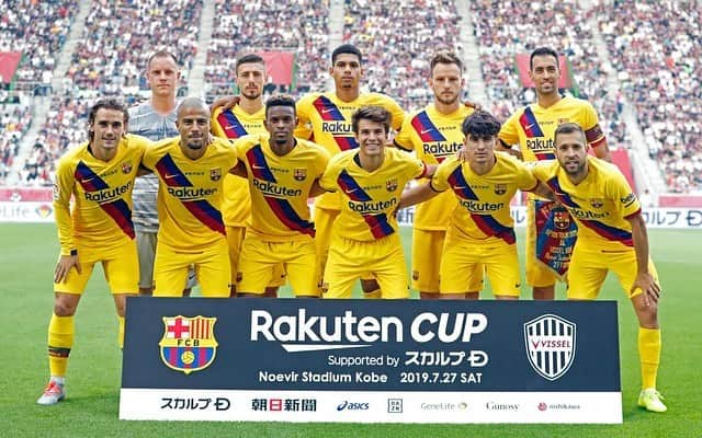 イヴァン・ラキティッチさんのインスタグラム写真 - (イヴァン・ラキティッチInstagram)「Buen partido contra el @visselkobe 💪 Gracias japón 🇯🇵 🙏 #rakutencup #pretemporada #forcabarca」7月27日 20時58分 - ivanrakitic