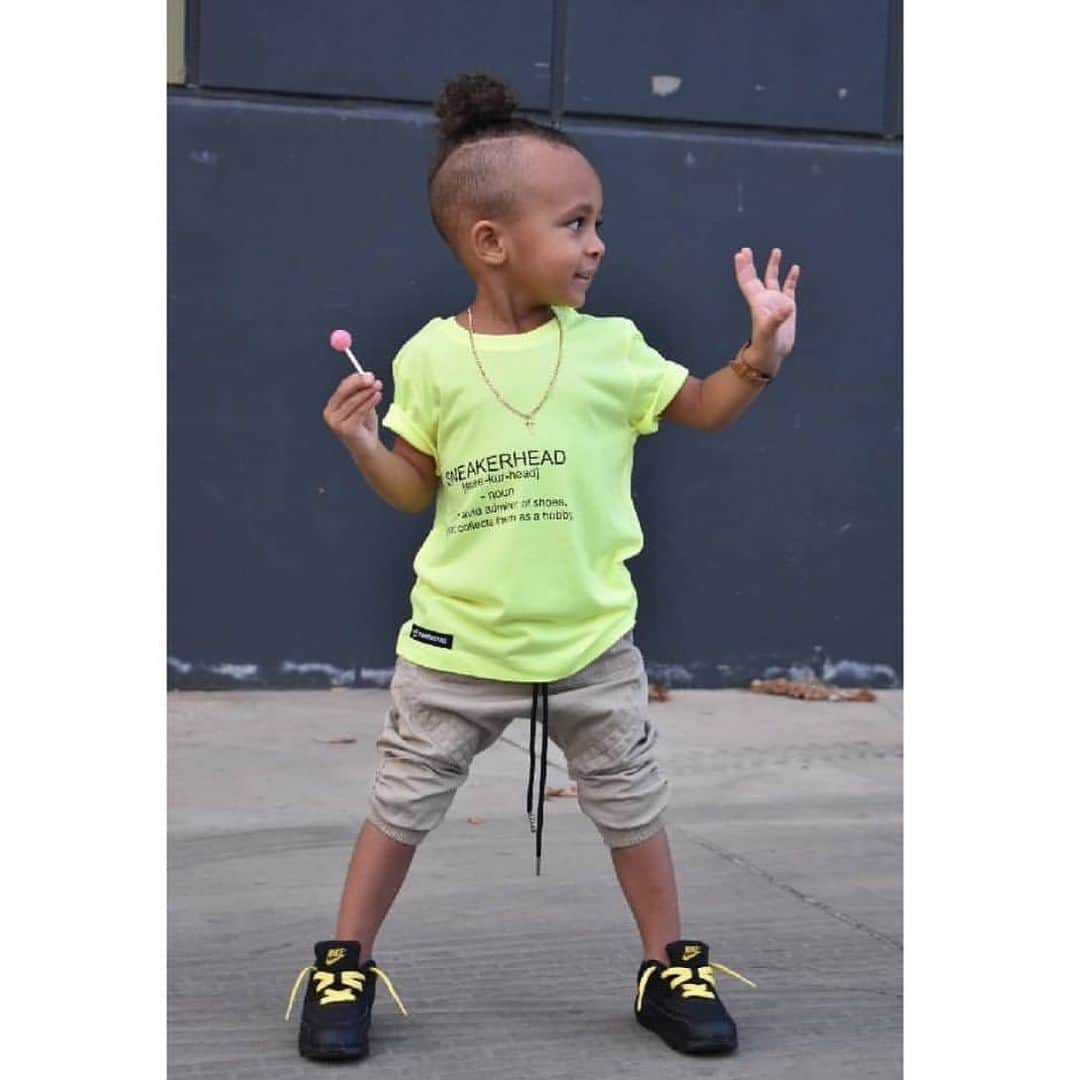 Kidz Fashionさんのインスタグラム写真 - (Kidz FashionInstagram)「🇦🇺 Aussie Brand Feature 🇦🇺 Are you a Sneakerhead like this little dude? Shout out to @young.staz_  and their cool little sneakerhead 👟👟 #kidzfashionau #kidzfashion」7月27日 21時52分 - kidzfashion
