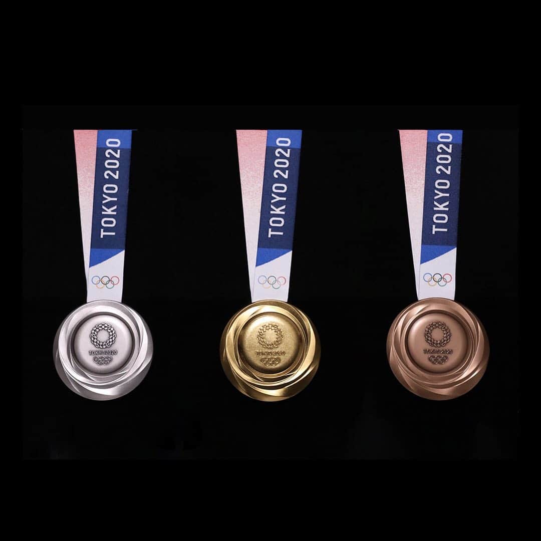 HYPEBEASTさんのインスタグラム写真 - (HYPEBEASTInstagram)「⁠@hypebeastsports: #Tokyo2020 Olympics have revealed the designs of the coveted medals and announced that they will be the first sustainable medals in Olympic history, with each design formed from vintage gadgets. Head to our link in bio for more info.⁠⠀ Photo: Tokyo 2020」7月27日 22時01分 - hypebeast