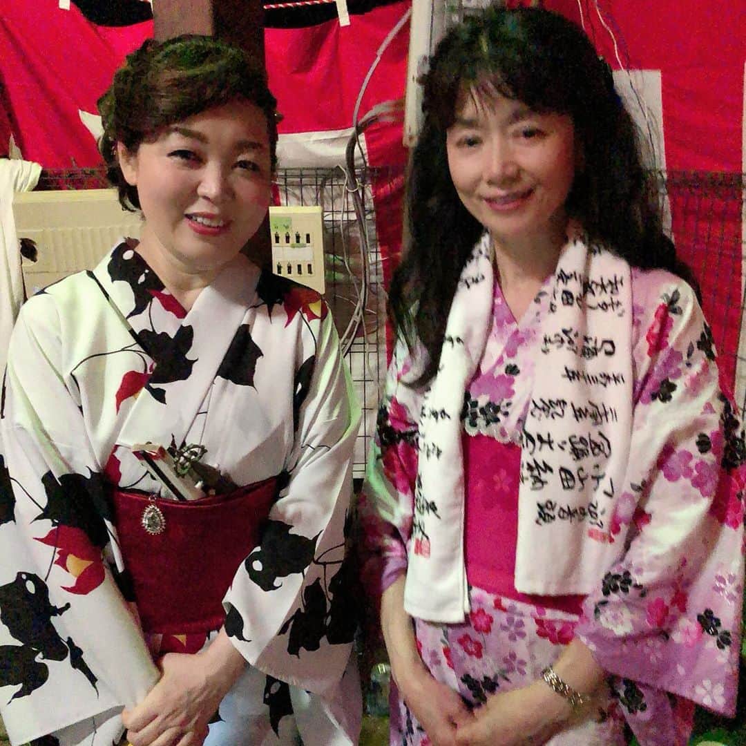 大津びわ子のインスタグラム：「江州音頭をとってくださった早浪美加さんと❣️ 小学校以来かな？踊りました‼️」