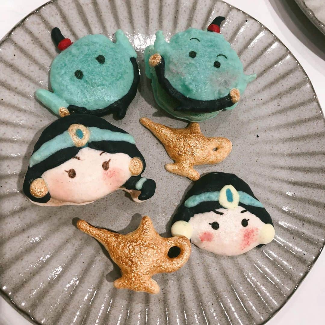 Ninaさんのインスタグラム写真 - (NinaInstagram)「雖然我做的馬卡龍膚質真的比較不好哈哈哈哈🤣 希望下次可以做的更漂釀😆 @haesh_baking」7月27日 21時58分 - ninaxxya
