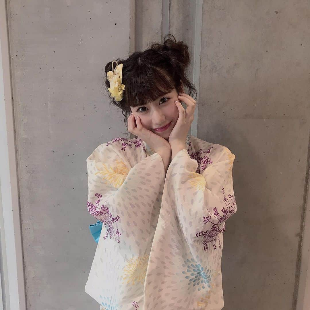 石田優美さんのインスタグラム写真 - (石田優美Instagram)「﻿ ﻿ ﻿ ﻿ 昨日と正反対☺︎﻿ ﻿ #浴衣﻿ #クマヘアー」7月27日 21時59分 - yu_mi_1012