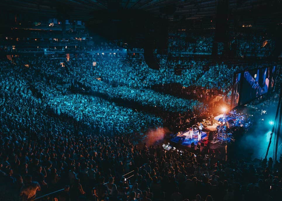 ジョン・メイヤーさんのインスタグラム写真 - (ジョン・メイヤーInstagram)「Night two at @thegarden was beyond special. We did something I’ve wanted to do for a few years now: play Continuum in its entirety. It proved to be the perfect time and place to do it. These past two nights have been profound. Thank you NYC. (📷 @thomasfalcone)」7月27日 14時34分 - johnmayer