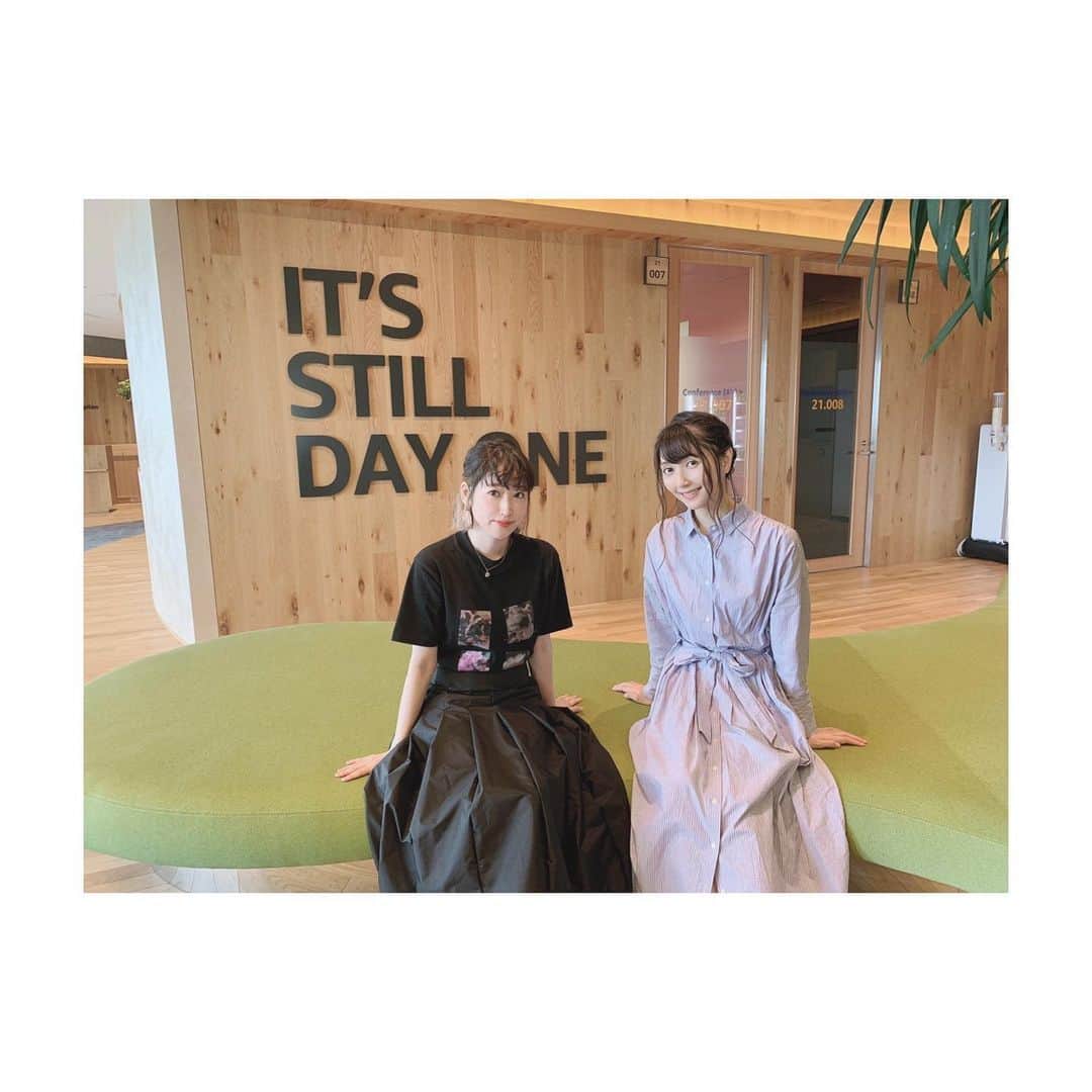 五十嵐裕美さんのインスタグラム写真 - (五十嵐裕美Instagram)「君と、徒然トークイベント ありがとうございました！ Amazonさんでやらせて頂けて貴重な体験でした！ 景色が最高に良かった！ 前髪くりくりにしてもらいました😌 #君と徒然」7月27日 14時42分 - hiromi_ig