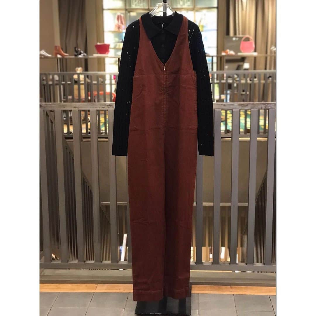 TOMORROWLAND 渋谷本店さんのインスタグラム写真 - (TOMORROWLAND 渋谷本店Instagram)「. <RACHEL COMEY> 1.Lumiey Dress 32-94-06001 ¥77,000+tax  2.Mott Pant 32-94-04003 ¥55,000+tax  3.Plentiude Dress 32-94-06002 ¥69,000+tax  4.Member Top 32-94-02001 ¥59,000+tax Buxton Jumpsuit 32-94-04004 ¥50,000+tax  #rachelcomey #newarrivals #19fw #onepiece #pant #flowerprint #tomorrowland #fashion @tomorrowland_shibuya @tomorrowland_womens」7月27日 15時15分 - tomorrowland_shibuya