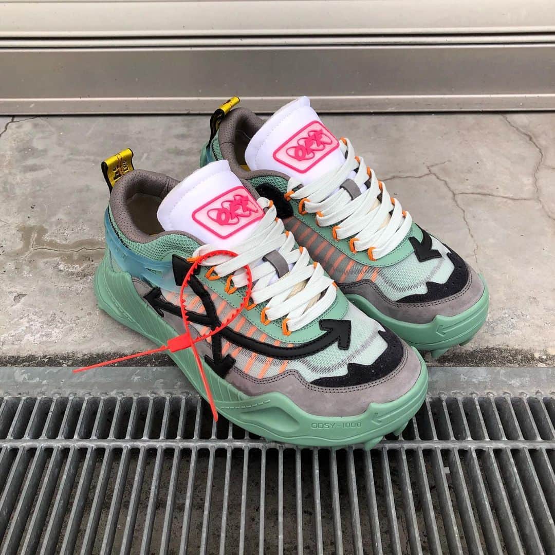 AYINさんのインスタグラム写真 - (AYINInstagram)「・ ・ ・ @off____white " odsy-1000 "・ ・ ・ ・ available at store✔️ ・ ・ ・ #offwhite #ayin #19aw #sneaker」7月27日 15時14分 - ayin_japan