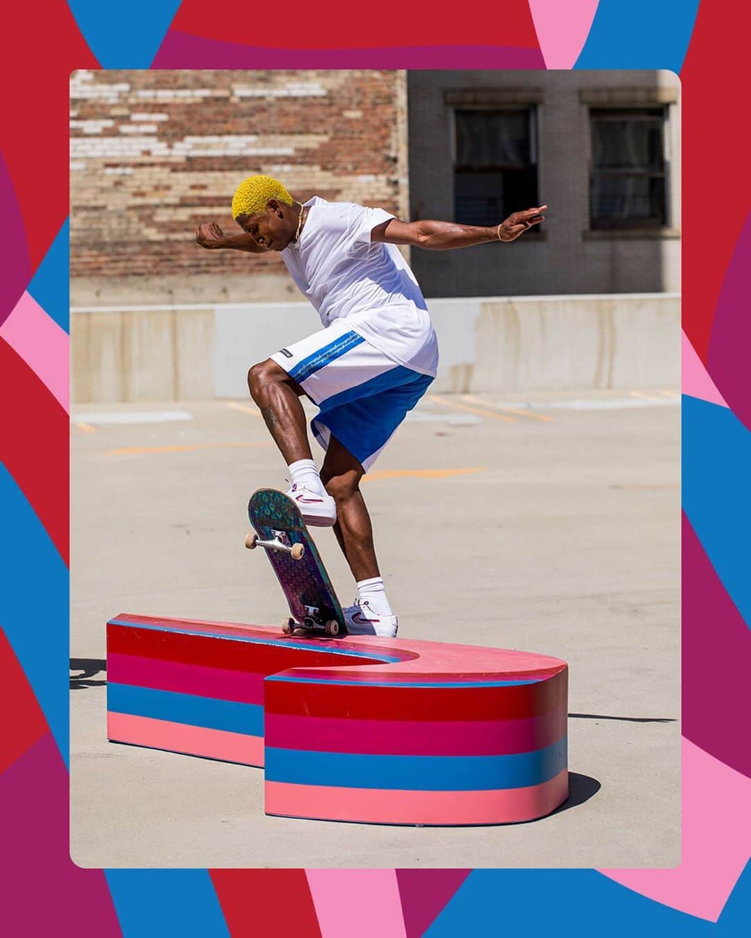 Nike Skateboardingさんのインスタグラム写真 - (Nike SkateboardingInstagram)「Lace up @pietparra's latest. Available today in SNKRS.  #NikeSB | @ishodwair | 📷 @priceyhot」7月27日 16時18分 - nikesb
