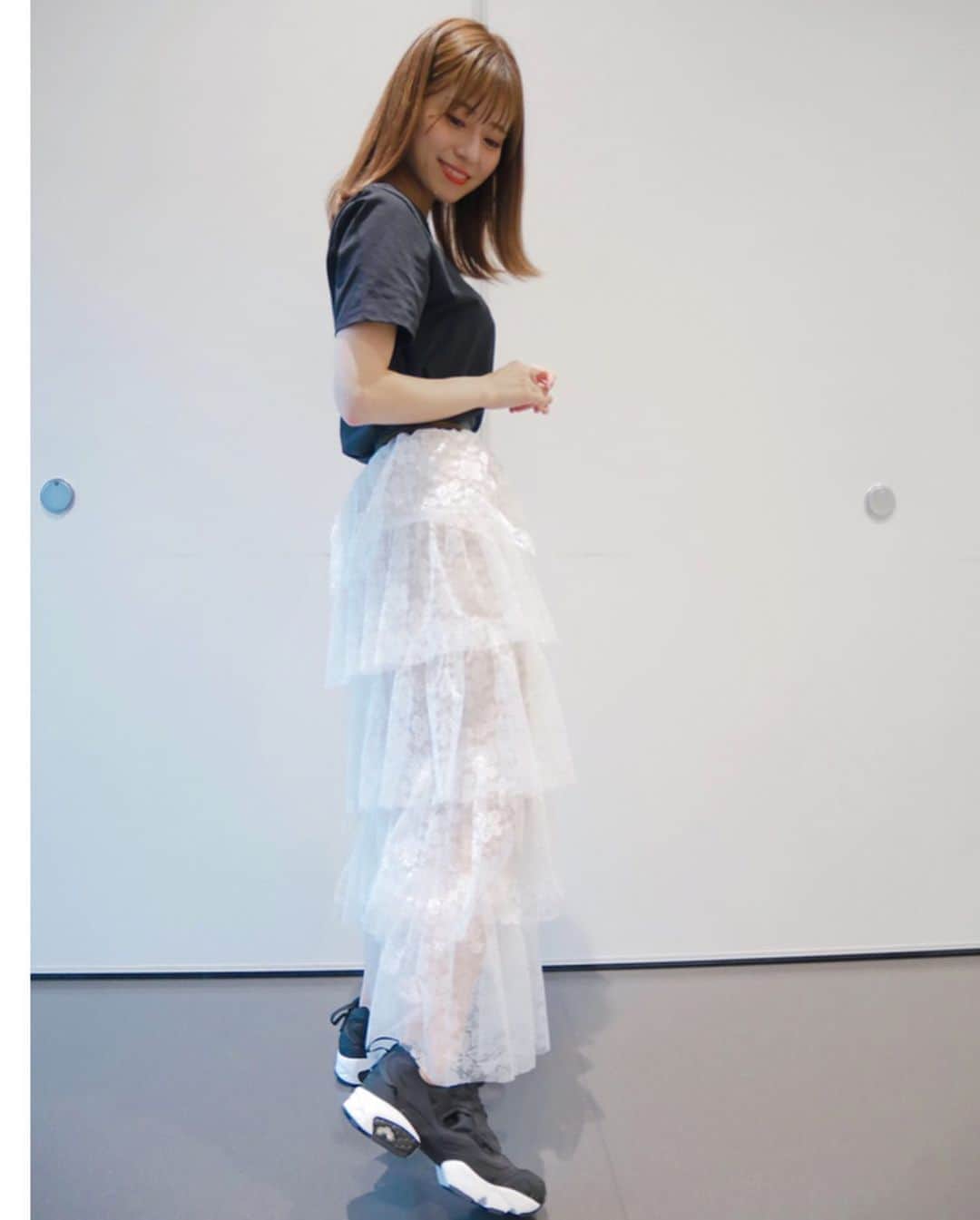 黒坂優香子さんのインスタグラム写真 - (黒坂優香子Instagram)「☺︎ ・ ・ ある日の私服☺︎ ・ ・ スカートはベージュのインナースカートが着いてるから 透けてるように見えて全然透けてないよ☺︎ ・ ・ #reebok #dzzit #ゆかこーで @dzzit_japan @dzzit_official  @reebokjp」7月27日 16時55分 - yukakokurosaka0606